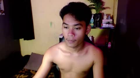 Snapshot of danner_fuckerxx chatting on 04-25-26, 02:14 DANNER online show from 04-25-26, 02:14