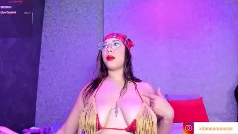 Snapshot of danniamonroee chatting on 11-28-25, 11:35 Danna Monroe online show from 11-28-25, 11:35