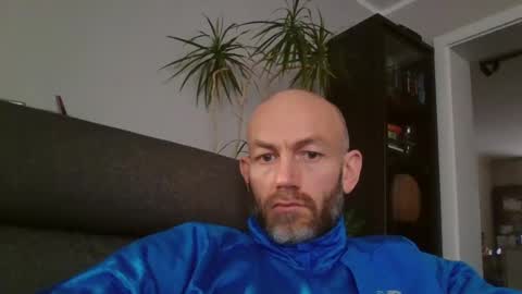 danny81boy online show from 12-20-24, 01:22