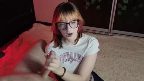 Snapshot of danny_and_ellen chatting on 09-21-25, 05:47 danny and ellen online show from 09-21-25, 05:47