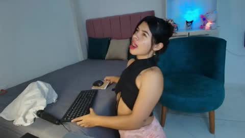 danny_cam1423 online show from 10-10-25, 02:49