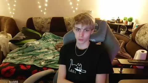 Snapshot of danny_fox888 chatting on 05-01-26, 07:40 Daniel online show from 05-01-26, 07:40