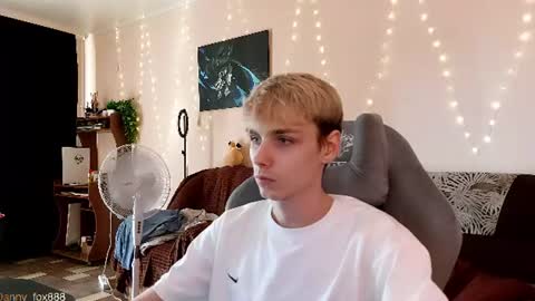 Snapshot of danny_fox888 chatting on 07-09-26, 02:26 Daniel online show from 07-09-26, 02:26