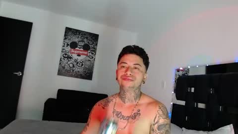 Snapshot of danny_stark chatting on 01-18-25, 04:59 Danny online show from 01-18-25, 04:59