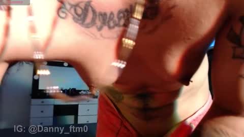 Snapshot of danny_stark chatting on 12-17-25, 11:22 Danny online show from 12-17-25, 11:22