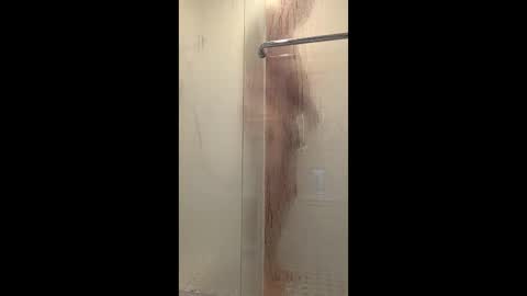 dannyboy10165 online show from 04-22-26, 09:55