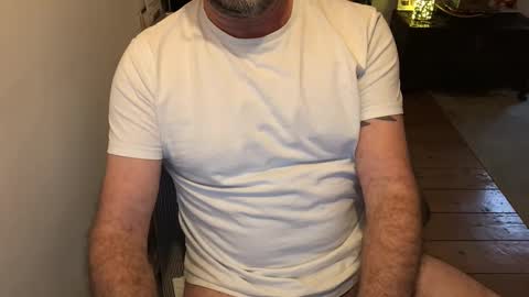 Snapshot of dannybuoy2 chatting on 12-21-24, 03:31 dannybuoy2 online show from 12-21-24, 03:31