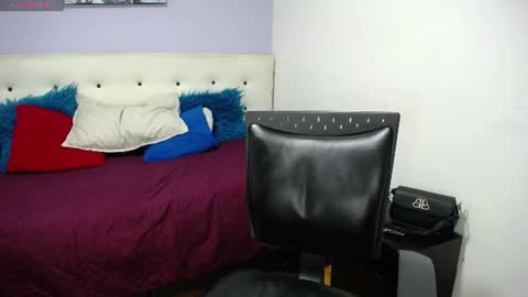 Snapshot of dannyscortt chatting on 06-15-26, 10:45 DannyScott online show from 06-15-26, 10:45
