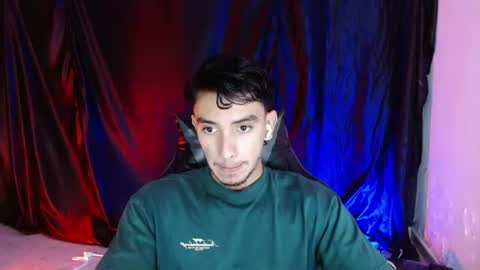 Snapshot of dante_18cm chatting on 06-12-26, 01:04 Dante online show from 06-12-26, 01:04