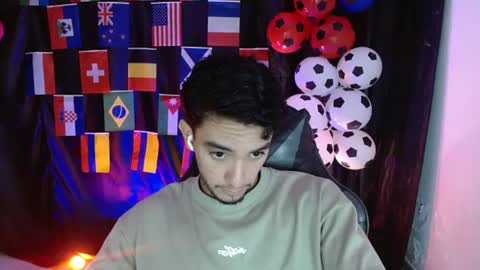 Snapshot of dante_18cm chatting on 06-21-26, 12:46 Dante online show from 06-21-26, 12:46