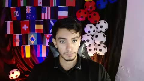 Snapshot of dante_18cm chatting on 07-11-26, 12:46 Dante online show from 07-11-26, 12:46