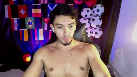 Snapshot of dante_18cm chatting on 07-17-26, 12:28 Dante online show from 07-17-26, 12:28