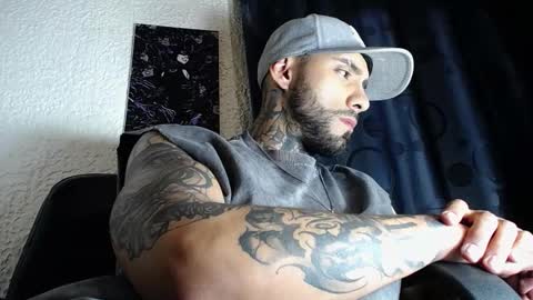 dante_d_angelo_ online show from 12-19-25, 06:20