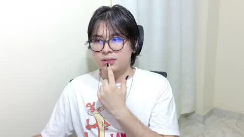 Snapshot of dante_gothic chatting on 06-14-26, 03:30 dante_gothic online show from 06-14-26, 03:30