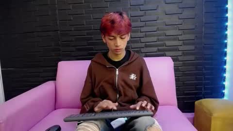 Snapshot of dante_luxx_ chatting on 03-02-26, 02:57 Dante online show from 03-02-26, 02:57