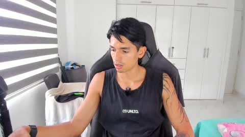 X Dante7373574 online show from 03-23-26, 10:47