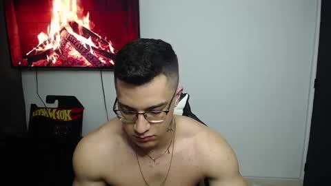 Snapshot of danteread chatting on 02-05-25, 01:26 danteread online show from 02-05-25, 01:26