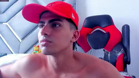Snapshot of danterouxx chatting on 05-22-26, 06:35 Dante online show from 05-22-26, 06:35