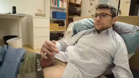 Daniel online show from 12-19-25, 03:19