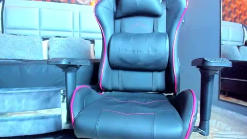 Dany online show from 02-16-25, 12:30