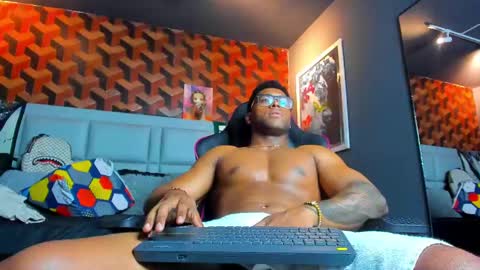 Dany online show from 02-24-25, 01:13