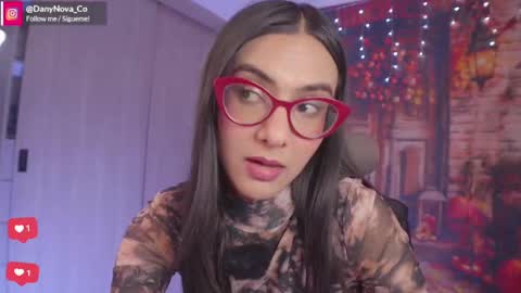 Snapshot of dany_nova_co chatting on 10-29-25, 09:38 Dany Nova online show from 10-29-25, 09:38