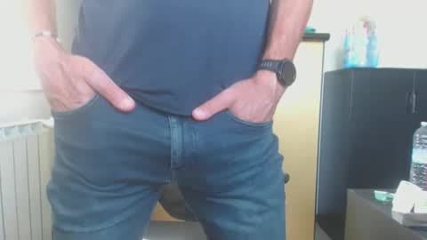 Snapshot of danyblueyes71 chatting on 09-17-25, 10:50 Dany online show from 09-17-25, 10:50