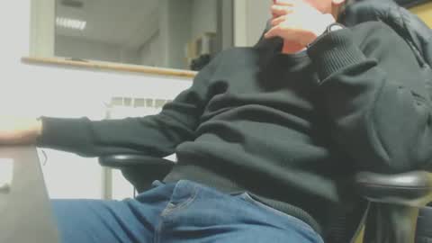 Snapshot of danyblueyes71 chatting on 11-27-25, 04:53 Dany online show from 11-27-25, 04:53