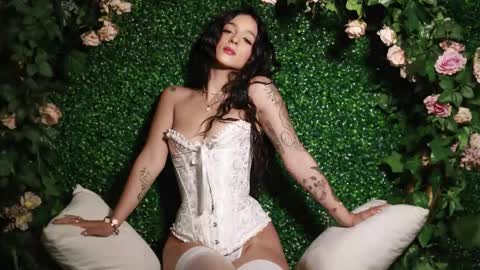 Snapshot of danysweet_ chatting on 09-11-25, 04:23 Daniela online show from 09-11-25, 04:23