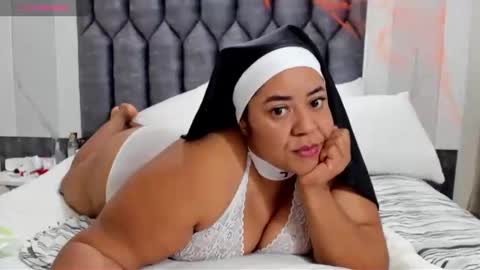 Snapshot of daphaineex chatting on 10-31-25, 01:23 daphaineex online show from 10-31-25, 01:23