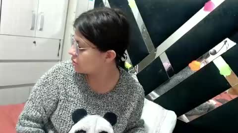Snapshot of daphne877046 chatting on 07-05-26, 08:16 daphne877046 online show from 07-05-26, 08:16