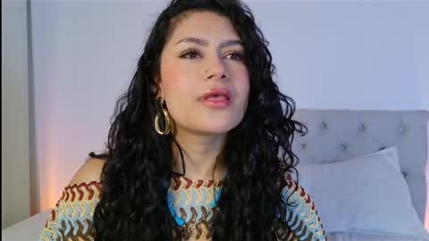 Snapshot of daphne_24 chatting on 04-30-26, 01:28 Antonella Mora online show from 04-30-26, 01:28
