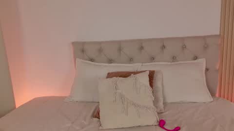 Antonella Mora online show from 07-25-26, 04:15