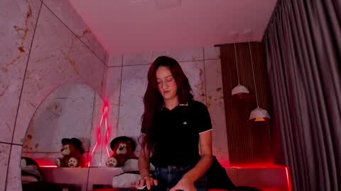 Daphne online show from 02-08-25, 05:50