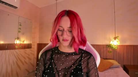 Daphne online show from 04-13-26, 03:12