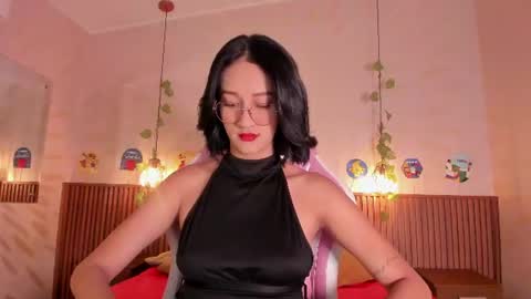 Snapshot of daphne_courtis chatting on 07-03-26, 03:13 Daphne online show from 07-03-26, 03:13