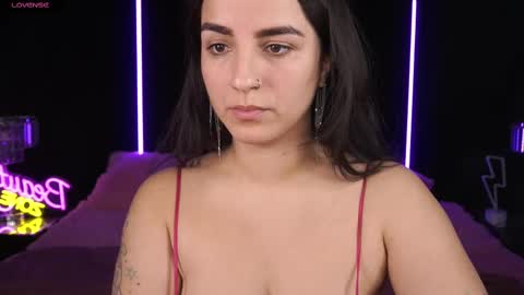 Agatha  online show from 02-10-25, 01:55