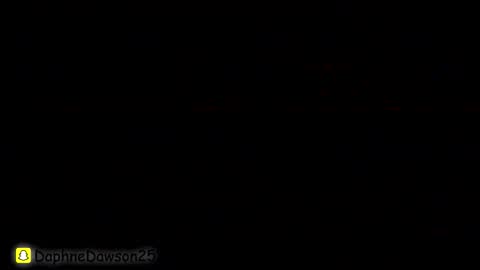 daphnedixon online show from 11-21-25, 06:34