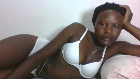 ESTHER online show from 01-13-26, 05:46