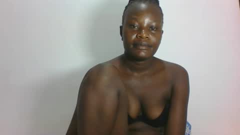 ESTHER online show from 04-09-26, 05:51