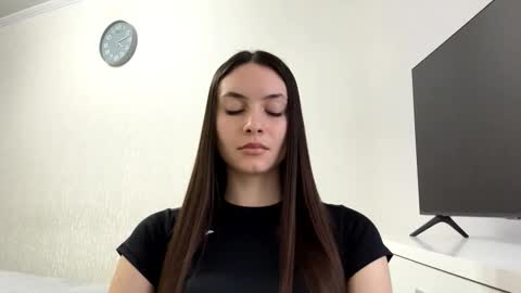 Snapshot of darceydavie chatting on 03-20-26, 02:11 Lina online show from 03-20-26, 02:11