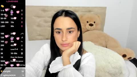 Darcie online show from 12-06-24, 01:07