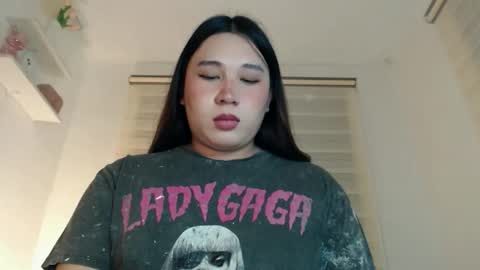 DARCY online show from 04-19-26, 06:32