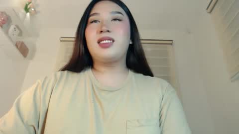Snapshot of darcy_world chatting on 04-29-26, 05:52 DARCY online show from 04-29-26, 05:52
