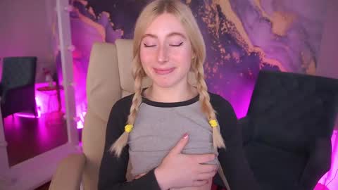 dariadelly online show from 04-27-26, 01:09