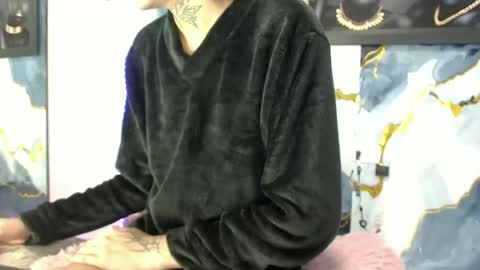 Dary online show from 06-30-26, 01:34