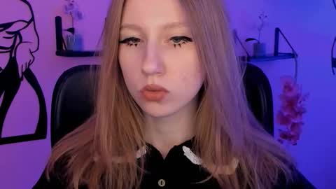 Snapshot of dariatate chatting on 09-14-25, 08:57 Daria Tate online show from 09-14-25, 08:57