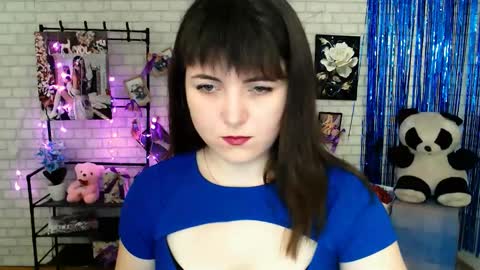 Snapshot of darina_m_ chatting on 01-29-25, 06:01 Darina online show from 01-29-25, 06:01