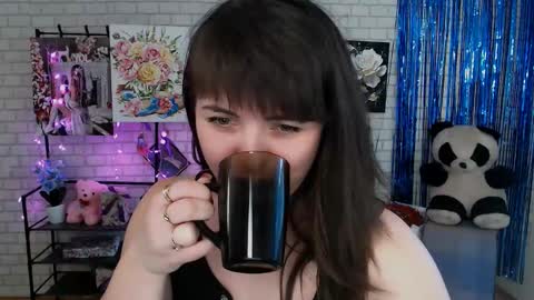 Snapshot of darina_m_ chatting on 03-01-25, 08:56 Darina online show from 03-01-25, 08:56