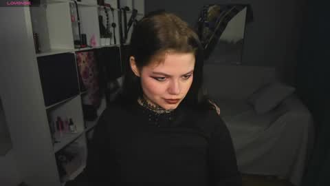 Dari the it woman online show from 01-24-25, 09:05